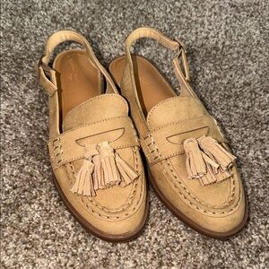 Universal Thread Tan Loafers with Tassels